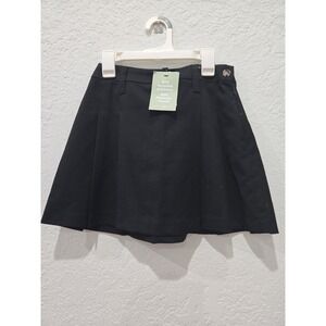 Little black skirt. NWT‎